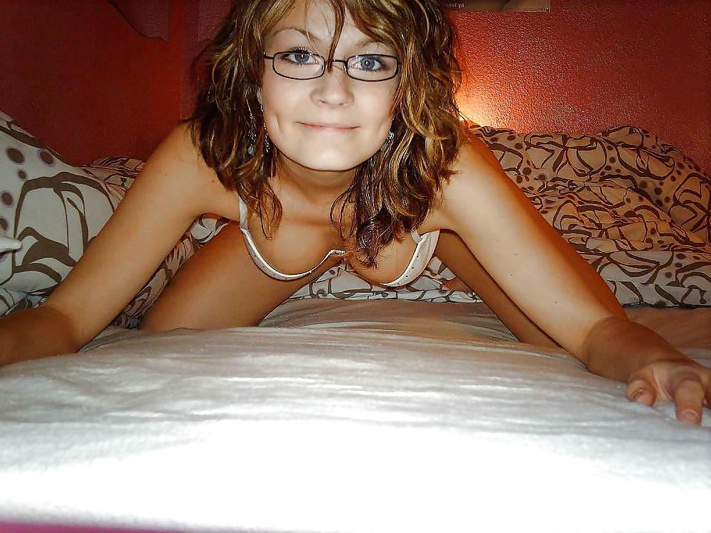 25P Redhaired Blue Eyed Babes