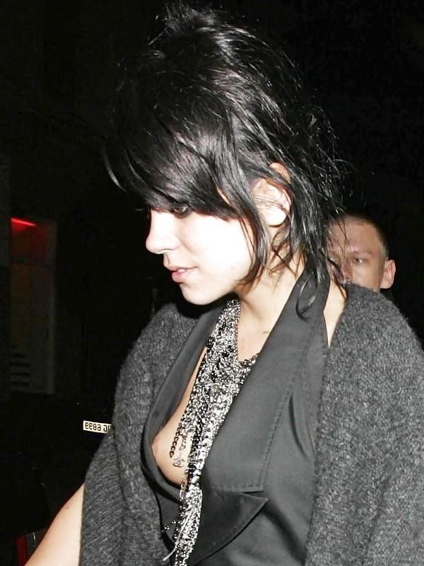 25P Beautiful Celebs Nipslip 7 by Voyeur TROC
