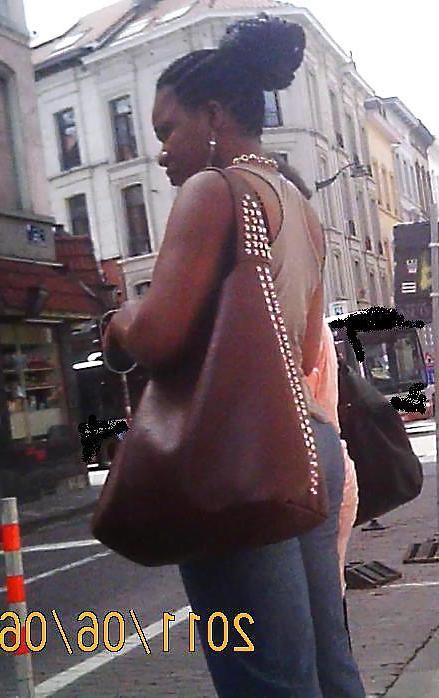 13P Thick Ebony Booty 