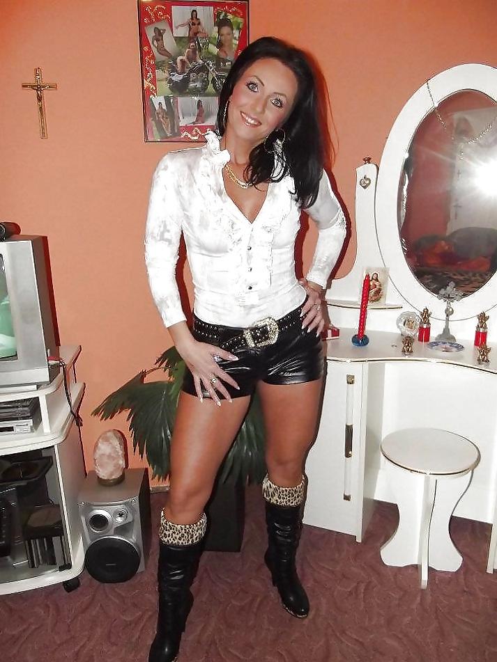 10P Bitches & Babes VIII