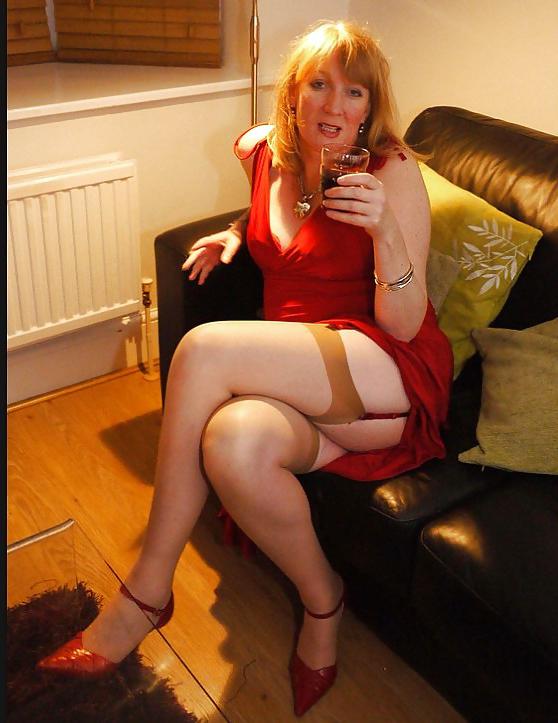 25P Matures in sexy stockings #45