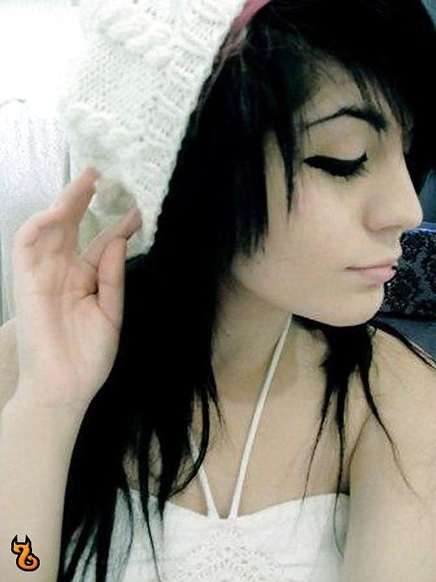 25P J' aime 46 emo girls