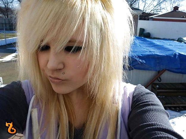 25P J' aime 46 emo girls