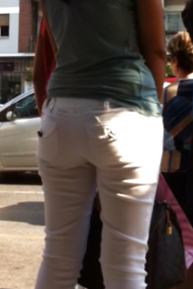 18P BEST ASSES - street 2 (comment please)