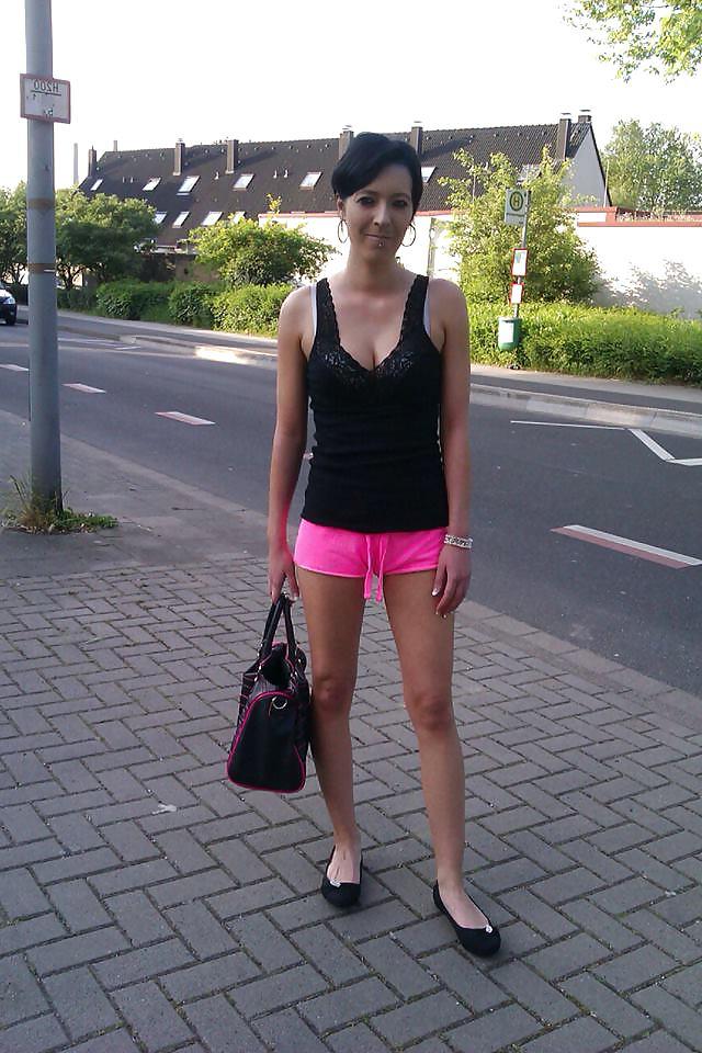 20P German Girls (Random 3)