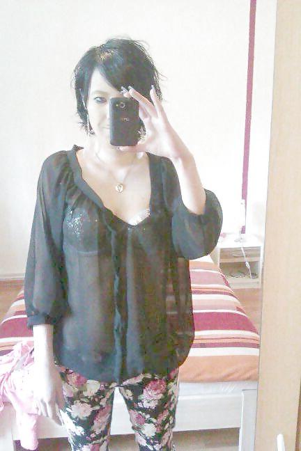 20P German Girls (Random 3)