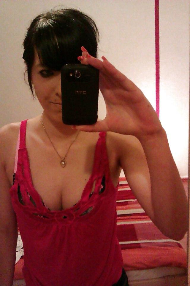 20P German Girls (Random 3)