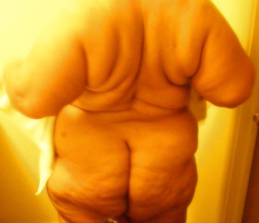 10P Ghetto booty Ebony BBW photos2