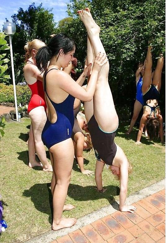 19P Erotic outdoors Photos 1
