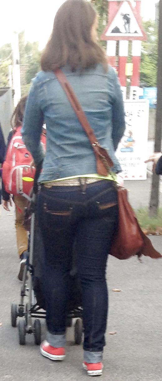 8P Ass street shoot 2