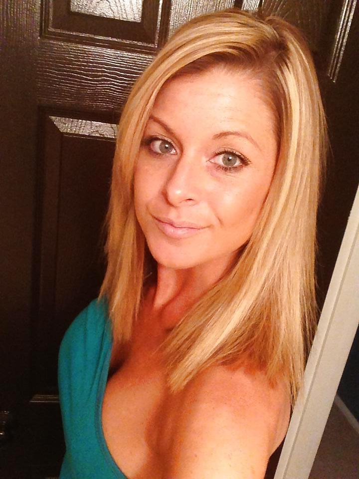 25P Facebook Babes