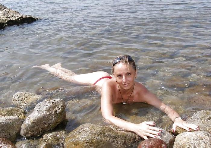 22P Hot Blonde Milf with piercing