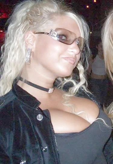 24P Big boobs