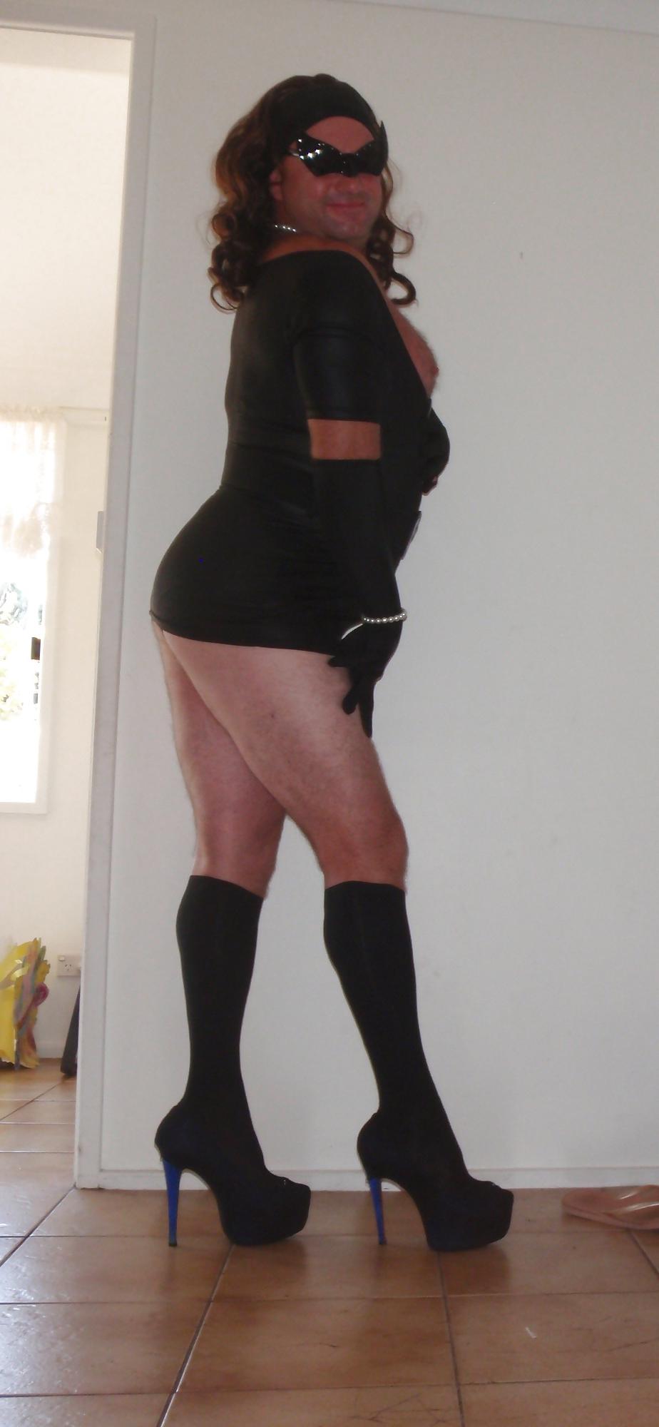 10P Foxxiroxxi in my short tight pvc dress and boots