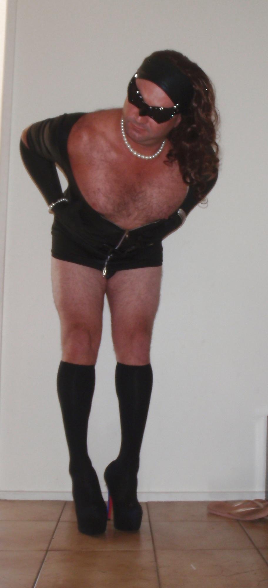 10P Foxxiroxxi in my short tight pvc dress and boots