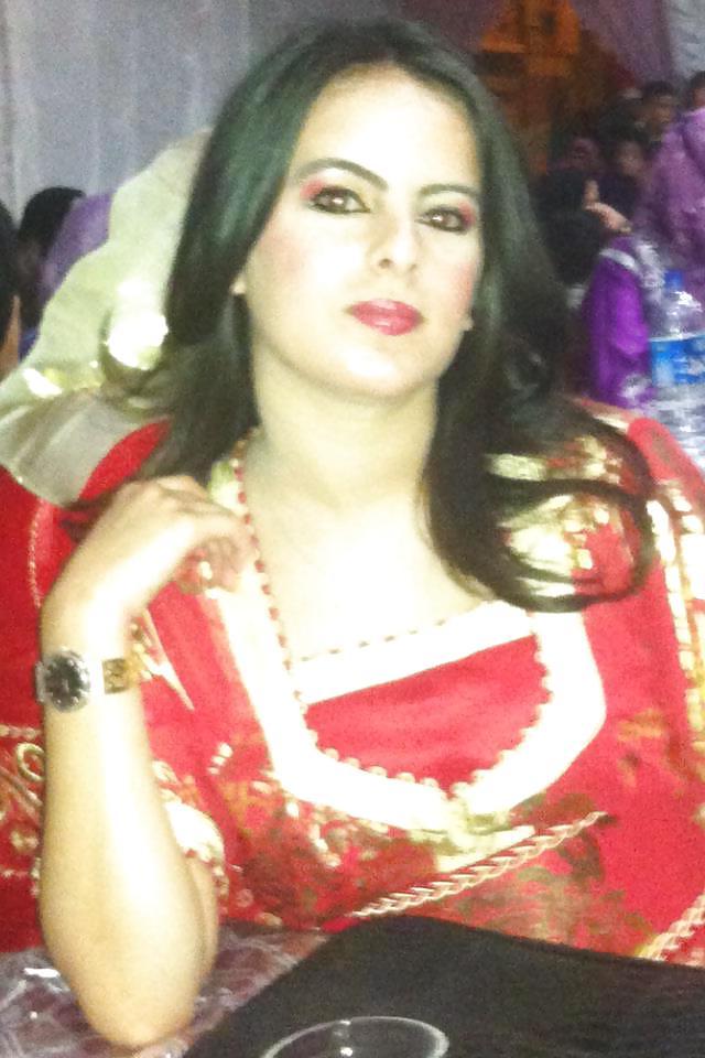 9P Roukya la salope d'agadir est de retour