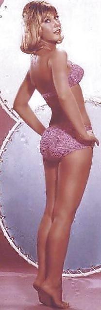 24P Barbara Eden