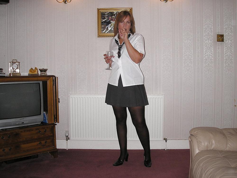 25P UK Swinger Wife