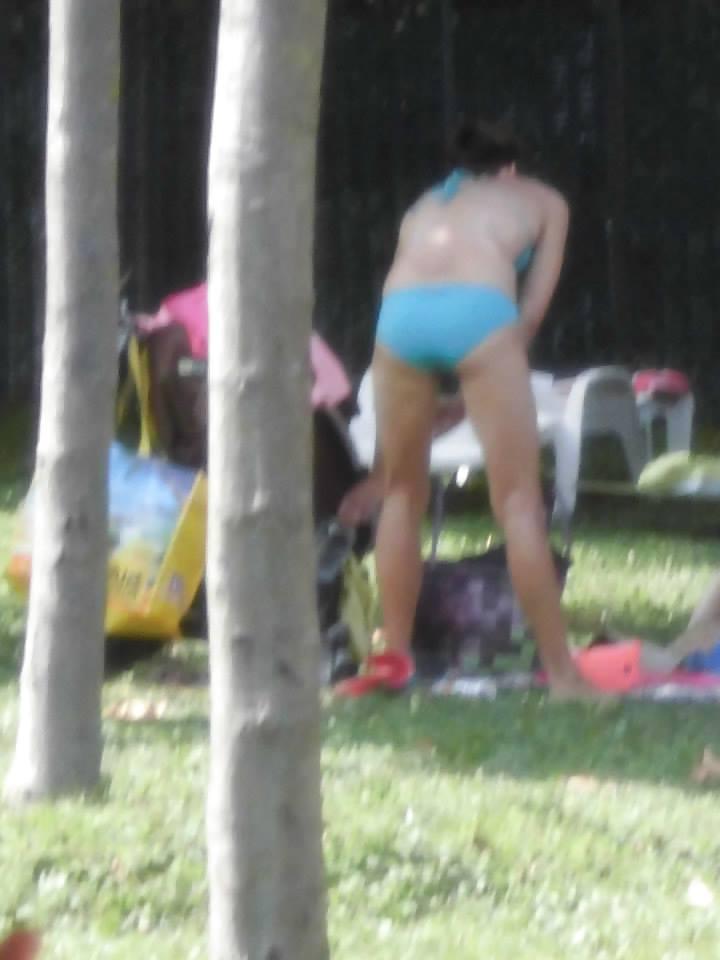 6P A BEAUTIFUL GERMAN GIRL ON CAMP