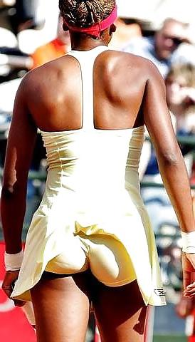 25P Beautiful Tennis Girls 12 by TROC