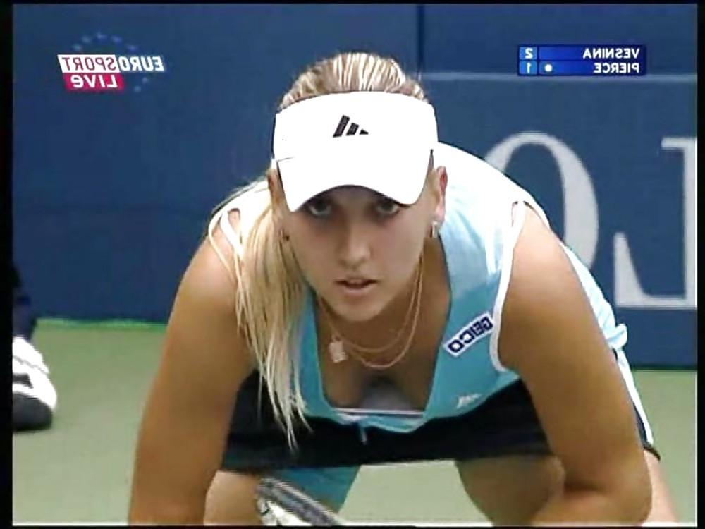 25P Beautiful Tennis Girls 12 by TROC