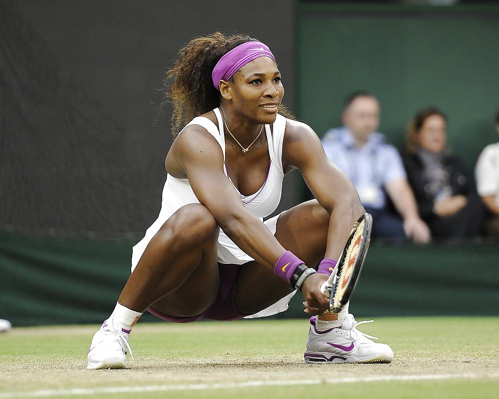 25P Beautiful Tennis Girls 12 by TROC