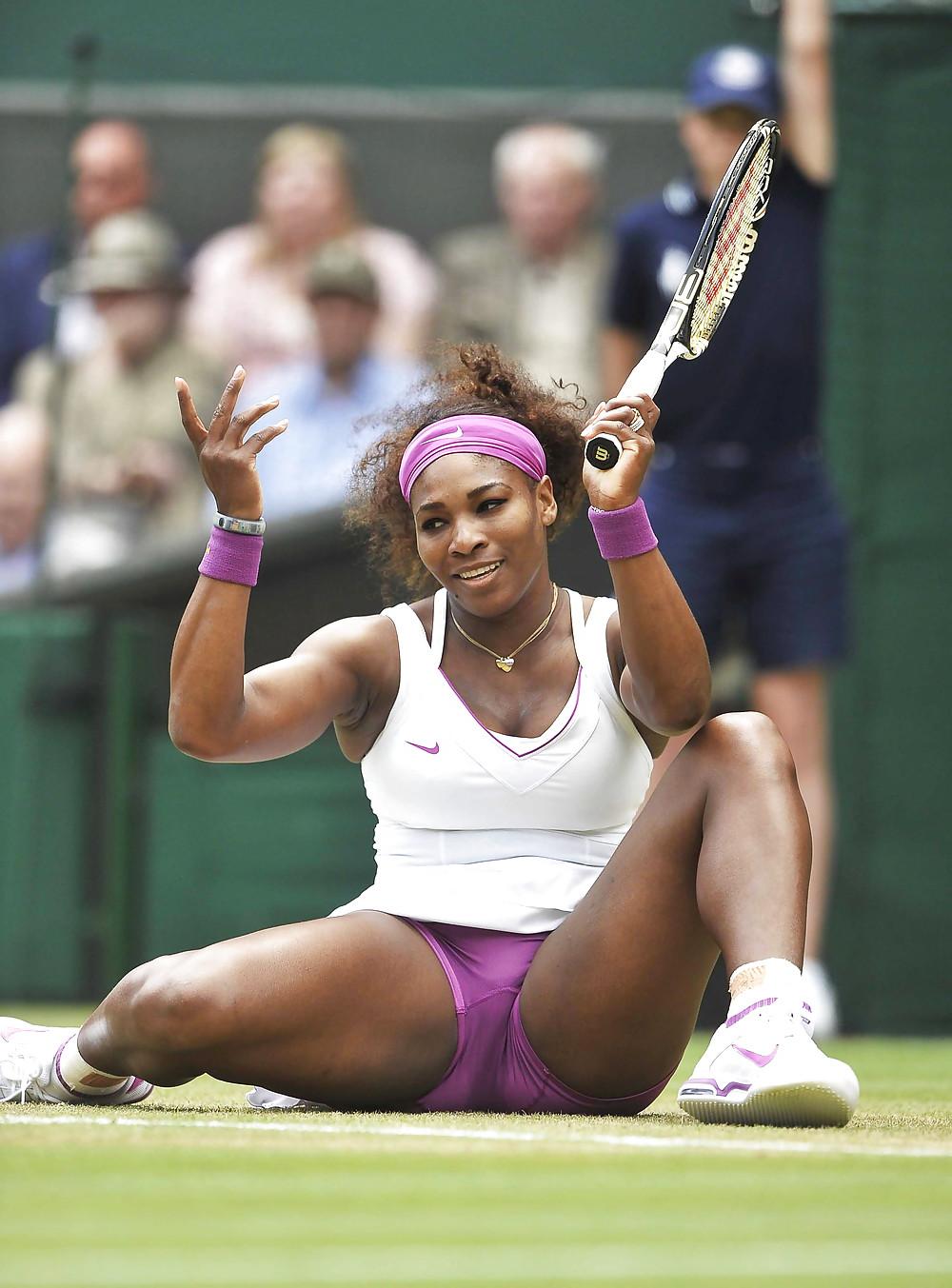 25P Beautiful Tennis Girls 12 by TROC