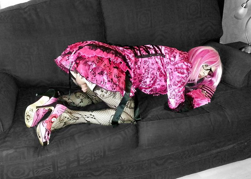 19P Pretty Kitty Burlesque Emo Style ( Indoor shoot )