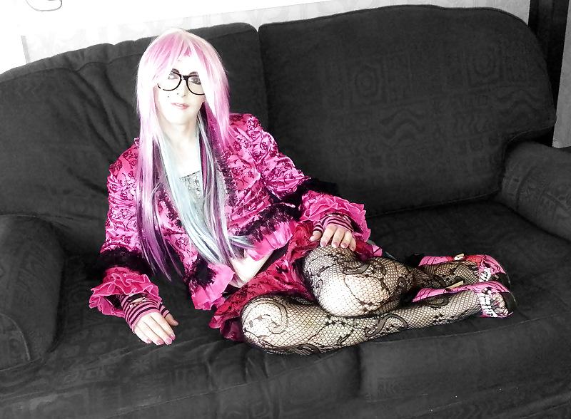 19P Pretty Kitty Burlesque Emo Style ( Indoor shoot )