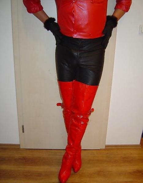 15P Boots and heels
