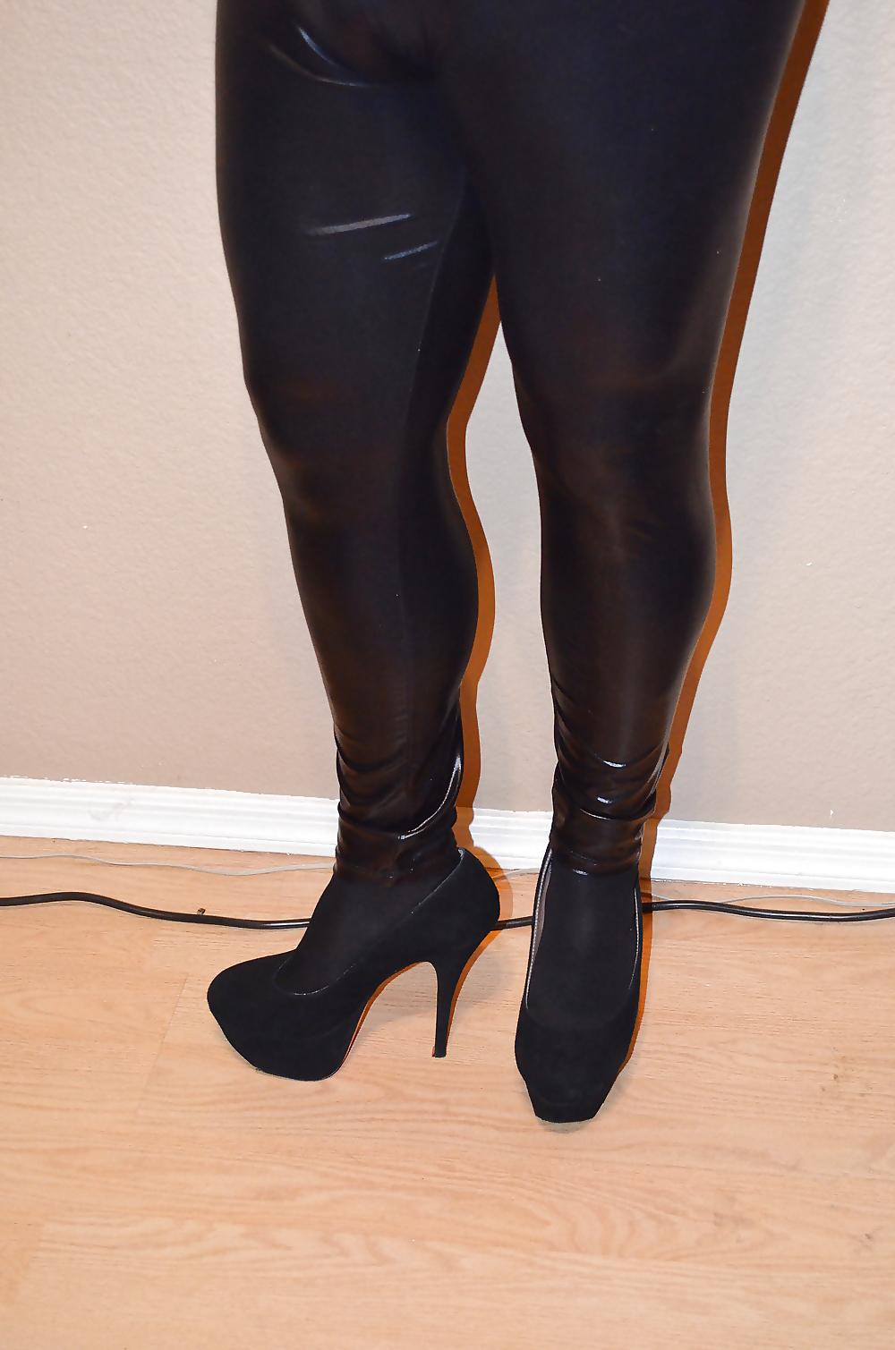 15P Boots and heels
