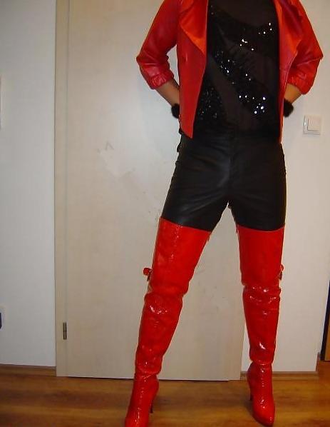 15P Boots and heels