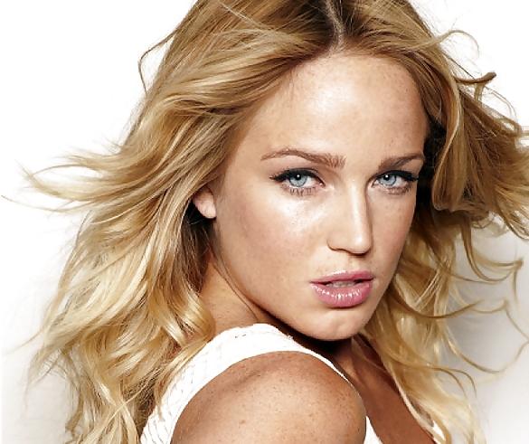 20P Caity Lotz