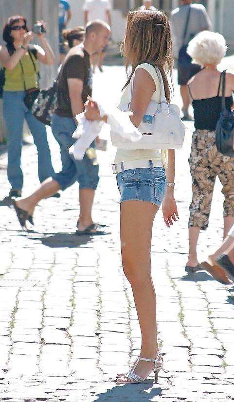 25P Street hot sexy dressed