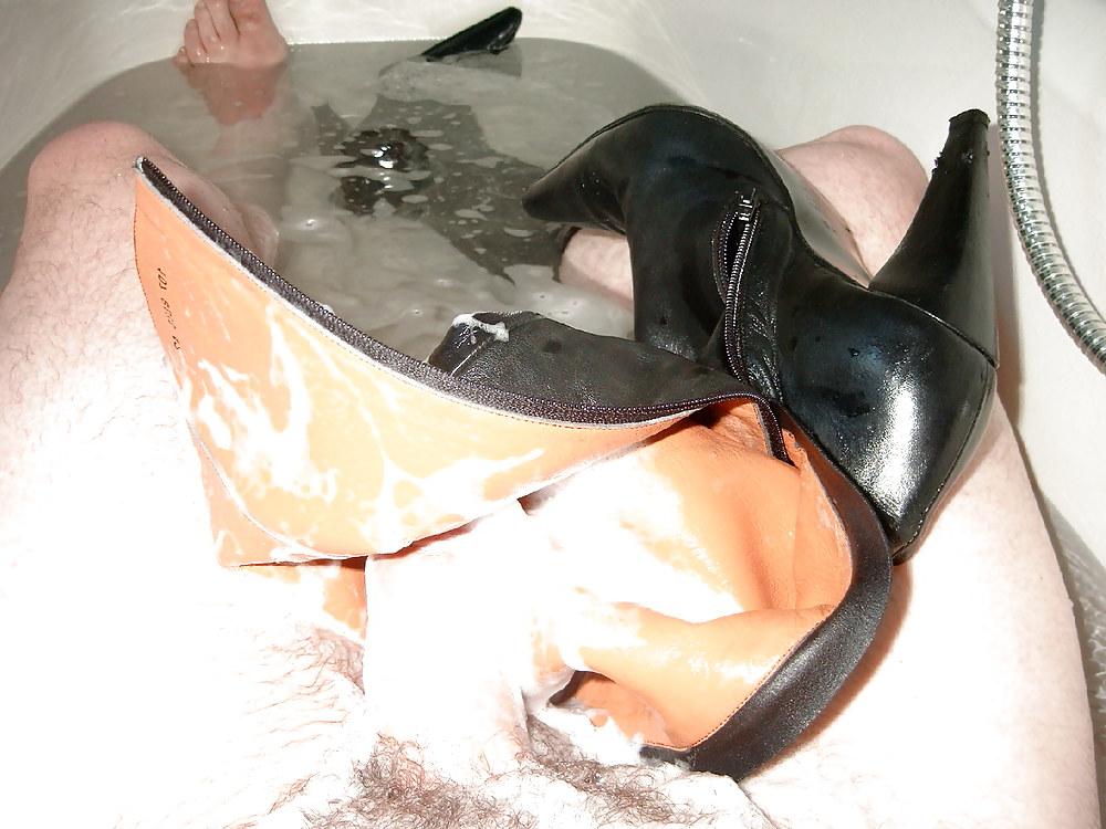 14P Fun with Leather Boots in the Tub