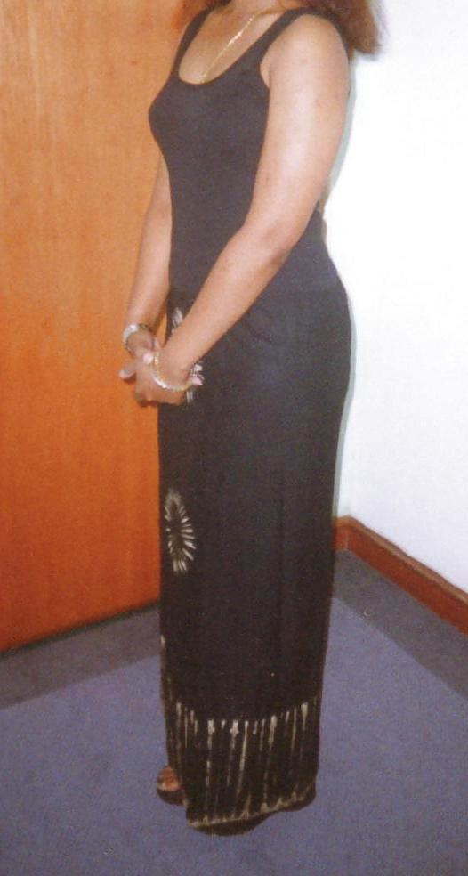 18P Hot Indian girlfriend with big ass and wet pussy