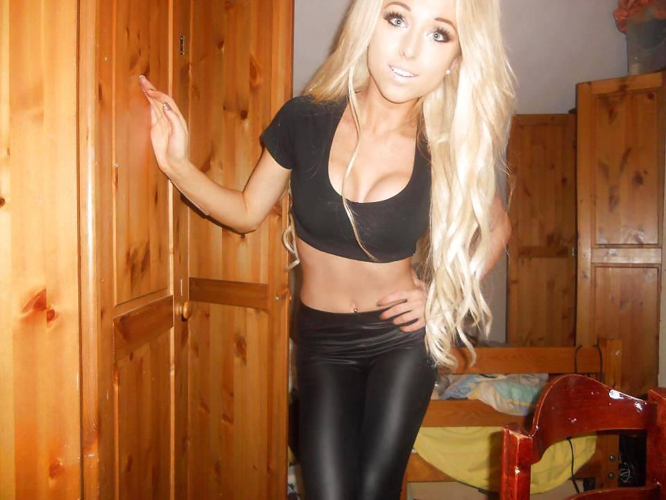 9P 9 Perfect Babes In Leggings Part # 11