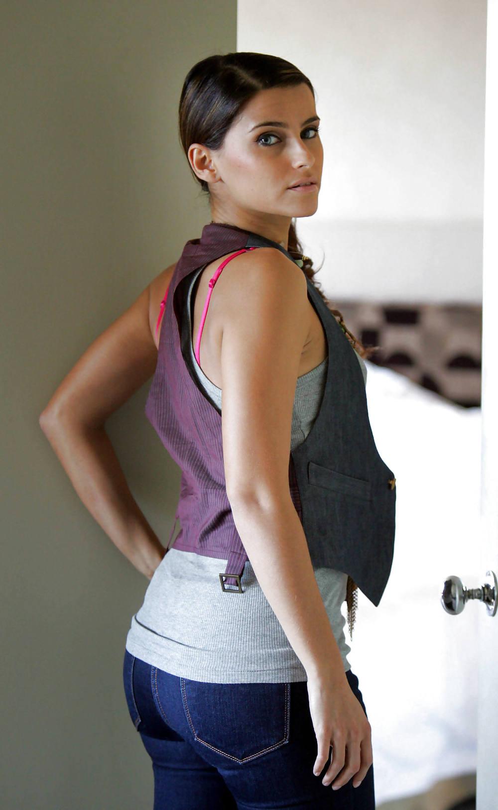 25P World Class Booty - Nelly Furtado
