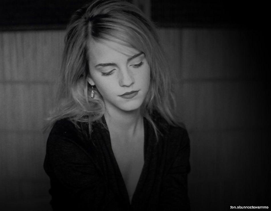 25P Sexy Emma Watson (Non-Porn)