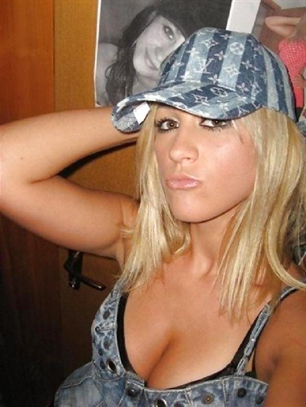 14P Croatian girl: jelena