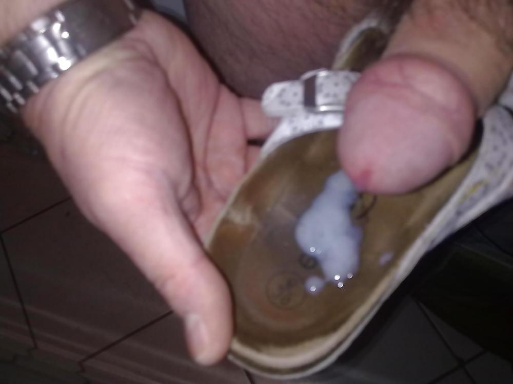10P Cum on shoes