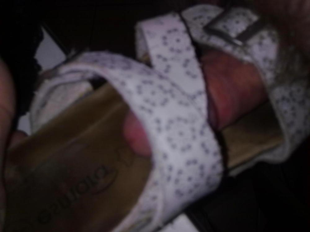 10P Cum on shoes