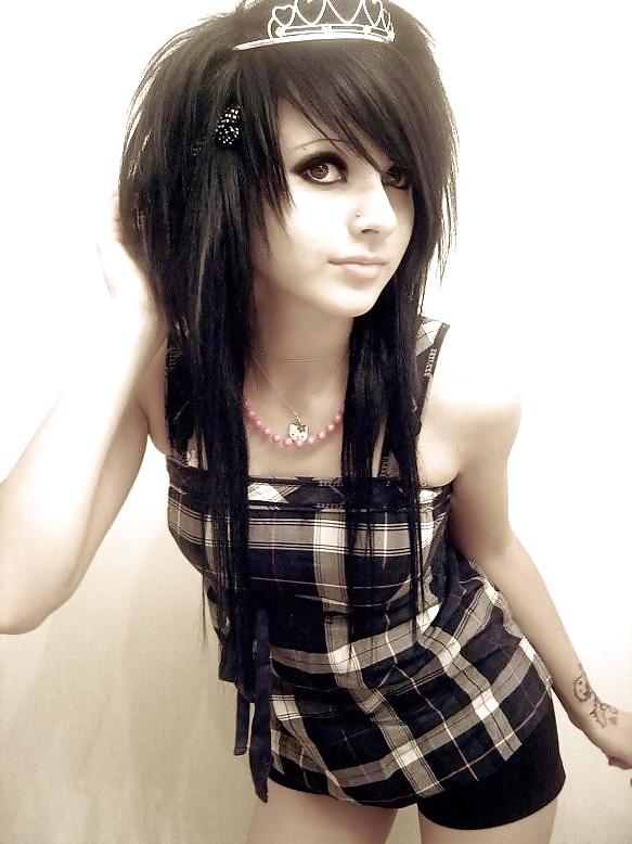 25P Emo Girls 5
