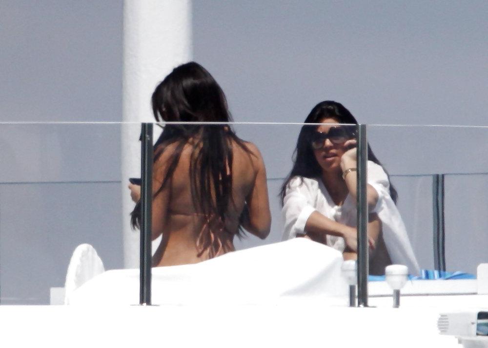 25P Kim Kardashian in Bikini on a Yacht in Miami
