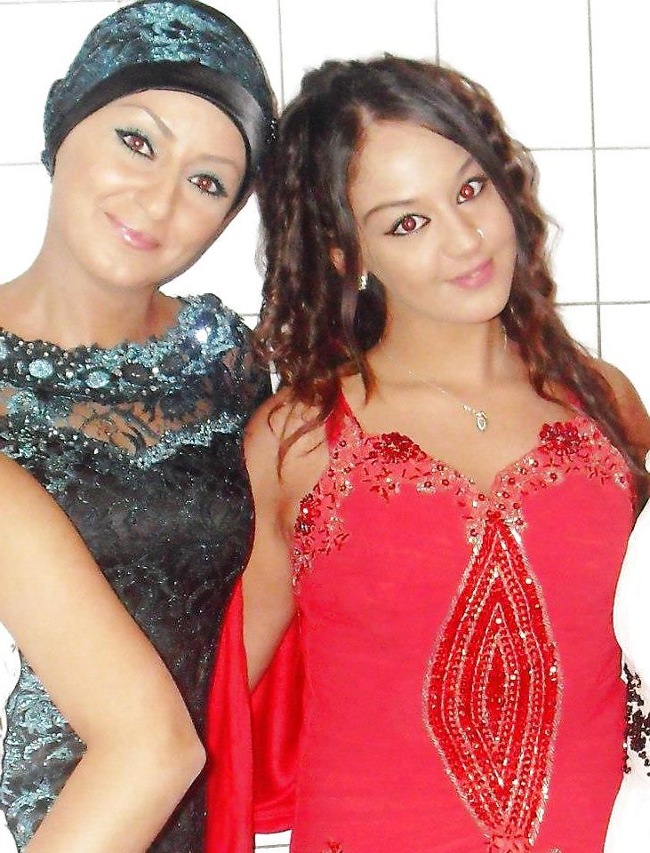 14P REAL HoT , MUSLiM GIRLS !! COMMENTS PLEASE