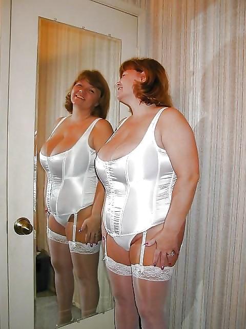 23P Girdle grannies for wanking