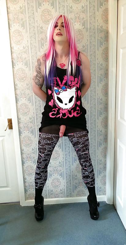 25P Tranny Supersatin  Love Sucks  Emo Goth photo set
