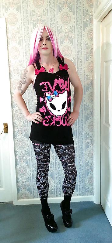 25P Tranny Supersatin  Love Sucks  Emo Goth photo set
