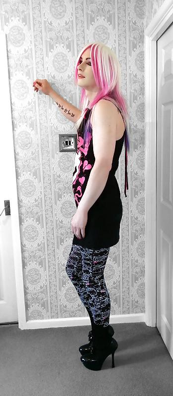 25P Tranny Supersatin  Love Sucks  Emo Goth photo set
