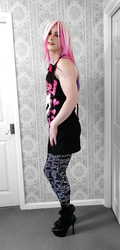 25P Tranny Supersatin  Love Sucks  Emo Goth photo set